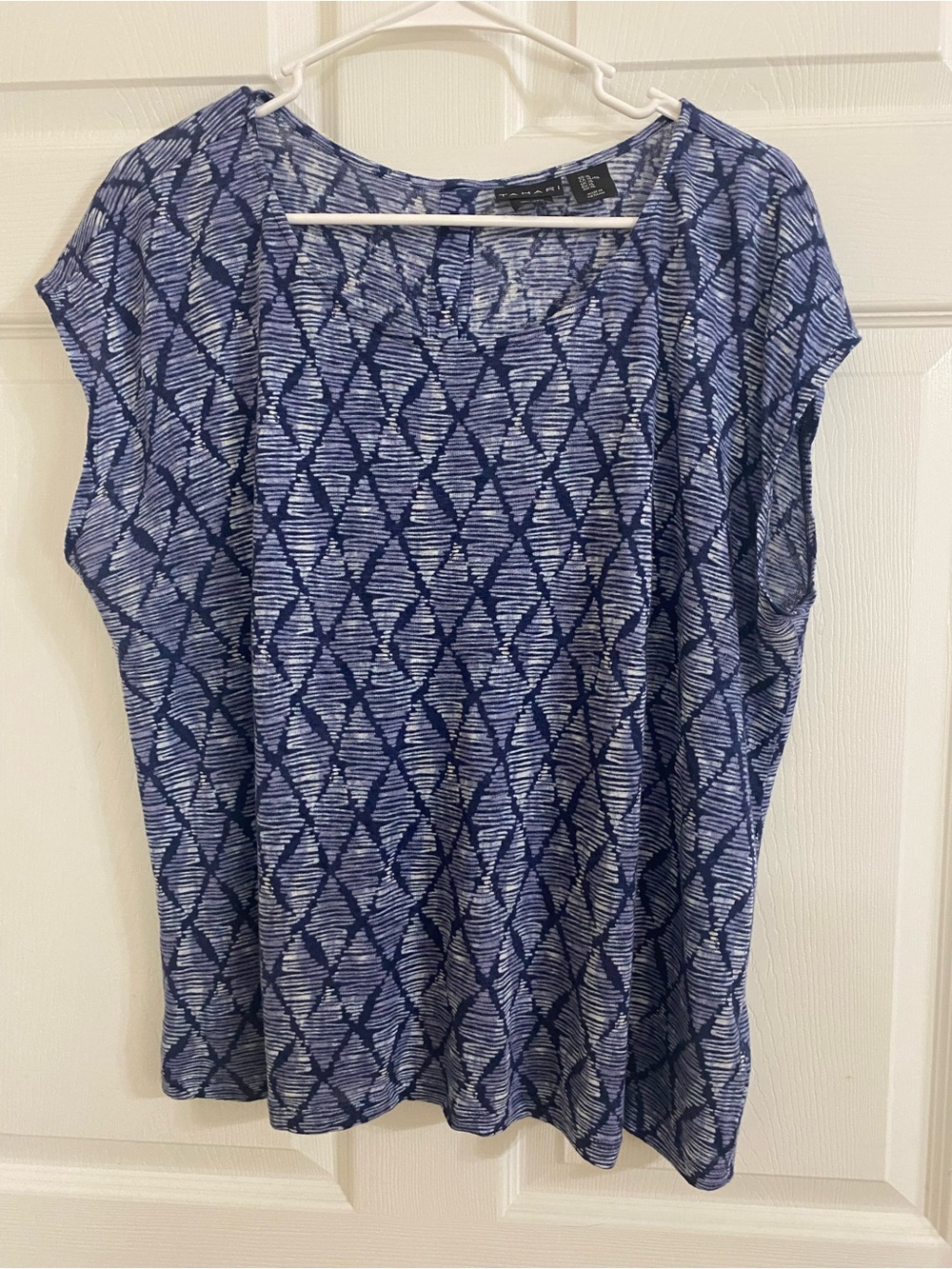 Tahari Navy and White Geometric Short Sleeve Top